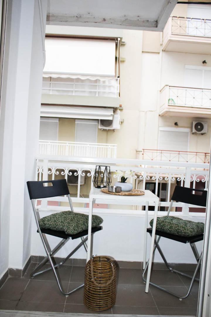 Down Town Luxurious Apartments 4 アレクサンドルポリス エクステリア 写真