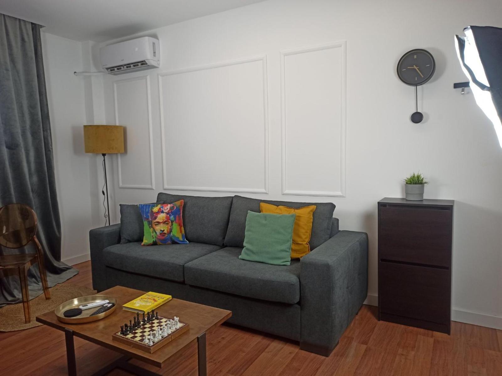 Down Town Luxurious Apartments 4 アレクサンドルポリス エクステリア 写真