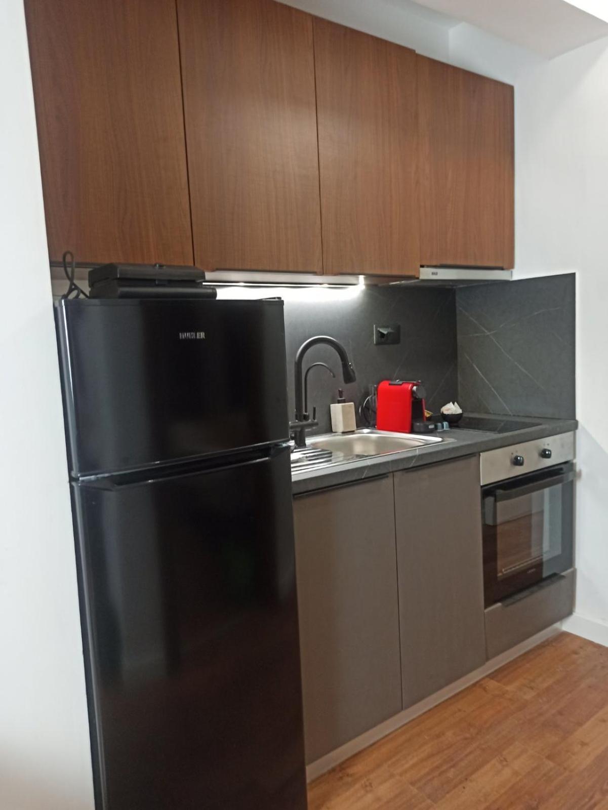 Down Town Luxurious Apartments 4 アレクサンドルポリス エクステリア 写真